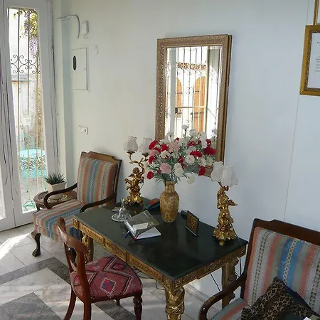 Anzac Golden Bed Guest house Kusadasi