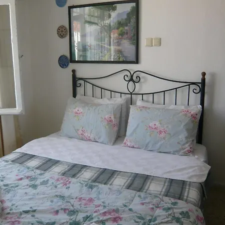 Anzac Golden Bed